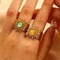 Retro-Goldring-Set mit grünen und bernsteinfarbenen Edelsteinen im Sonnenblumen-Design - Kombipackung (7154+0382)