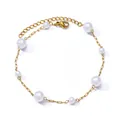 Detail of adjustable 18K gold plated anklet with white pearls and lobster clasp - Alternating Size Artificial Pearl Style (G609365)