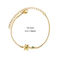 Bracelet fleur en titane doré avec pierre de naissance verte et fermoir mousqueton - Mai / 16+3