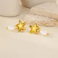 Boucles d'oreilles étoile dorée avec perles gouttes et accents de zircons brillants - Or 18 carats / Style Perle Goutte Étoile (G7025990)