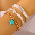 Goldenes Armband-Set mit türkisfarbenem Sternanhänger und weißen Perlenperlen - Stern-Perlen 3-teiliges Set (Stern 8921)