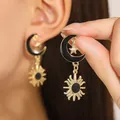 Böhmische Ohrhänger mit Mond und Sonne aus Gold und schwarzer Emaille im Vintage-Stil - KC Gold (11529)