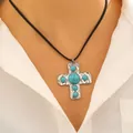 Boheemse zilveren kruisketting met turquoise stenen aan zwart lederen koord - Kruis Turkoois Ketting (7957) / Witgoud