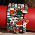 Detail von 6 Weihnachts-Heishi-Perlenarmbändern mit Anhängern wie Weihnachtsmann und Flocken - SD62550-6er Set Weihnachts elemente Anhänger
