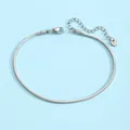 Bracelet de cheville en acier argenté avec petite plaque ronde sur fond bleu - Style de Chaîne en Os de Serpent Lisse (JL60026) / Argent