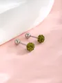 Orecchini a perno in argento lucido con sfere di cristallo pavé color verde erba - Sfera di Cristallo Verde