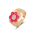 Detalle de anillo de flor dorada con esmalte rosa y banda ancha para mujer - Talla única