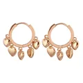 Pendientes de aro en oro rosa con cinco dijes de corazón y acabado de espejo pulido - Estilo Colgante de Varios Corazones (E19) / Rosa oro