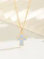 Minimalistische goldene Kreuzkette mit hellblauem Emaille-Inlay und kleinem Goldkreuz - Blau