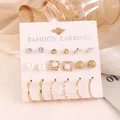 Elegantes 9-Paar goldene Legierung Ohrring-Set mit Perlen, Strass und Schmetterling-Steckern - Einfache Runde Perle