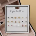 Detailansicht von 9 Paar Kristall- und Perlenohrringen auf Ophelia Roe Displaykarte - Multi-Design Weißer Strass Perle Stil (FX1010)
