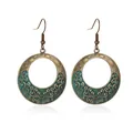 Boucles d'oreilles bohèmes en bronze avec motifs de feuilles vertes et gravures fleurs - Style Rond avec Motifs de Volutes Creuses (11688)