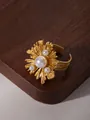 Anillo vintage de girasol dorado con perlas blancas y banda ajustable para mujer - Estilo Decorativo de Flor y Perla (BJGR0886)