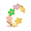 Anillo ajustable de acero dorado con coloridos dijes de flores esmaltadas - Estilo de Flor de Cinco Pétalos Macarrón (BJGR0954) / Dorado