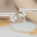 Orecchini a farfalla dorati con zirconi a goccia e ciondoli pendenti dal design elegante - Stile Farfalla Goccia d'Acqua (ED66537) / Oro