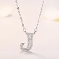 Collier avec pendentif lettre J serti de cristaux scintillants en finition argent - Lettre J (XL60392-J) / Argent