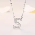 Élégant collier pendentif lettre S en argent avec pavé de zircons étincelants - Lettre S (XL60392-S) / Argent