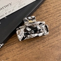 Rectangular hair claw clip with black and white marble acetate pattern and gold spring - Floral Gray