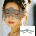 Elegant silver lace masquerade mask with intricate phoenix design for party costume - Queen / Silver