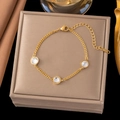 Elegant gold titanium steel bracelet featuring three round clear zircon stones for women - 【sle2155】three White Diamonds Bracelet Gold