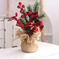Mini sapin de Noël 24cm déco de table avec baies rouges et nœud écossais sur base jute - Boule de Noël avec nœud