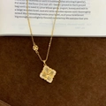Luxe 24K vergulde klaverketting met lasertextuur en sprankelende fijne kristallen - Laser Klavertje Vier Halsketting (XL175)