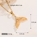 Collana a coda di sirena dorata con perle e strass e catena da 40+5 cm - Coda di Sirena Traforata con Perla e Zircone (NKL04018)