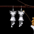 Orecchini etnici a farfalla in argento con lunghe nappe e ciondoli a campanello - E5247-1 (Farfalla Nappa Campanello) / Argento