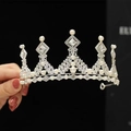 Couronne argentée élégante avec cristaux blancs et perles pour mariage de petite fille - Style Argenté (YY-034)