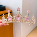 Couronne en cristal rose avec base en métal doré et strass pour tenues de princesse - Style Or Rose (YY-052)