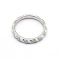 Anello minimalista argento con finitura smaltata a righe bianco e verde menta - US 7 / Strisce Verde Menta Bianco (NXR01593)