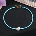 Collier en perles baroques avec perles bleu ciel mates et fermoir mousqueton doré - Bleu lac clair