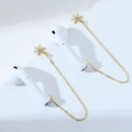 Chaîne anti-perte dorée pour écouteurs avec pendentif flocon de neige et zircons brillants - Style Flocon de Neige (NCE02385)