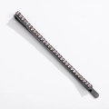 Dettaglio di un fermaglio per capelli minimalista con una fila di strass scintillanti - Stile Forcina Con Pavé Di Piccoli Strass Rotondi (NXF00003)