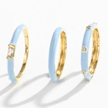 Dreiteiliges vergoldetes Ring-Set mit hellblauem Emaille und Zirkonia-Verzierung - Hellblau (NCS00354-5)