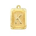 Colgante rectangular minimalista chapado en oro con la letra K y superficie texturizada - Letra K (A0431)