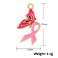 Detail van de roze emaille vlinder hanger met afmetingen 22mm x 13mm en gewicht van 1,5g - Lint Vlinder Stijl (A0916)