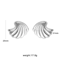 Boucles d'oreilles coquillage en acier inoxydable argenté avec texture striée 25x31mm - Style Coquille Saint-Jacques Plissée (CK33) / Argent