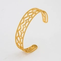 Goldenes C-förmiges Armreif mit hohlen Kleeblattmotiven und Perlenrändern - Gold CK529-GD (Vierblättriges Kleeblatt hohl)
