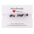 Detail eines handgefertigten Armbands mit Amethyst-Natursteinen und Herz-Geschenkkarte - Amethyst Stil (B1825)