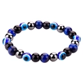 Gros plan détaillé du bracelet en perles œil de tigre bleu et perles œil maléfique - Style Oeil de Tigre Bleu Élastique (B3111)