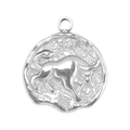 Vue macro du pendentif zodiaque Taureau en acier inoxydable avec motif taureau en relief - Style Taureau (SS0071)