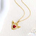 Elegante gouden ketting met een helderrode hart hanger en sprankelende witte diamanten - Stralend Gevleugeld Hart Stijl (SL023)