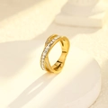 Elegant 18K gold-plated crossover ring with micro-paved cubic zirconia for women - US 6 / Gold