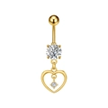 Detalle de un piercing de ombligo dorado de acero con circonitas y forma de corazón - 3315 / Dorado