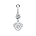 Detalle del piercing de ombligo con árbol de la vida en corazón y circonitas brillantes - Estilo Árbol de la Vida Corazón Plata (3421)