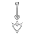 Dettaglio ravvicinato di un piercing ombelico in acciaio con design a fiocco di zirconi - Farfalla Cuore (3092 Color Acciaio)