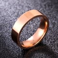 Polierter Edelstahlring in Roségold mit 6mm breiter flacher Ringschiene für Paare - Roségold