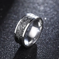 8mm Vintage Titanstahl Ring mit gravierten Wolkenmustern und Retro-Silber-Finish - US 7 / Wirbelmuster-Stil / Silber