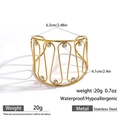 Detail eines gewellten Gold-Edelstahlarmreifs mit Kristalleinlage und Maßangaben - Wellenförmige Linie Ausstrahlender Diamantstil (DKB253013GL)